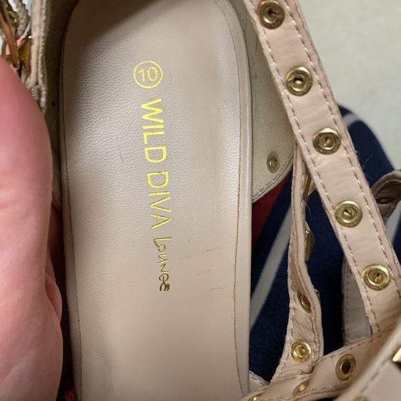 Studded stilettos size 10 - Picture 4 of 4